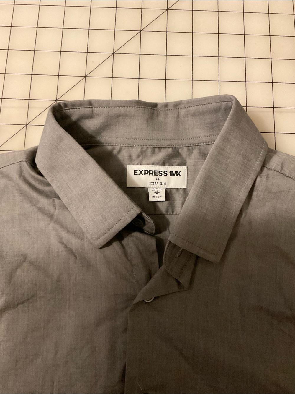 Men’s Express Dress Shirt Size M Extra Slim